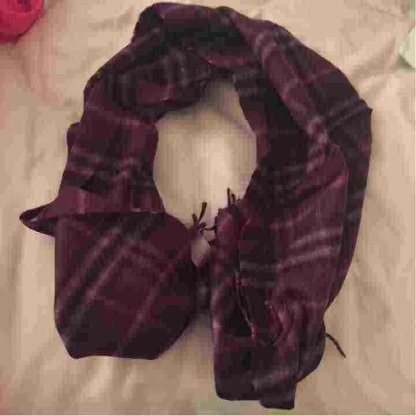 Rare  Nwot Purple Burberry Scarf